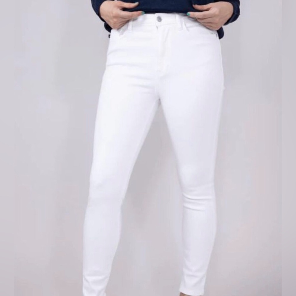 Judy Blue White Skinny Jeans Midrise 18W NWT - Picture 3 of 3